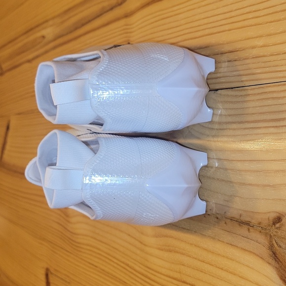 RARE Jordan Football Cleats - Picture 3 of 4